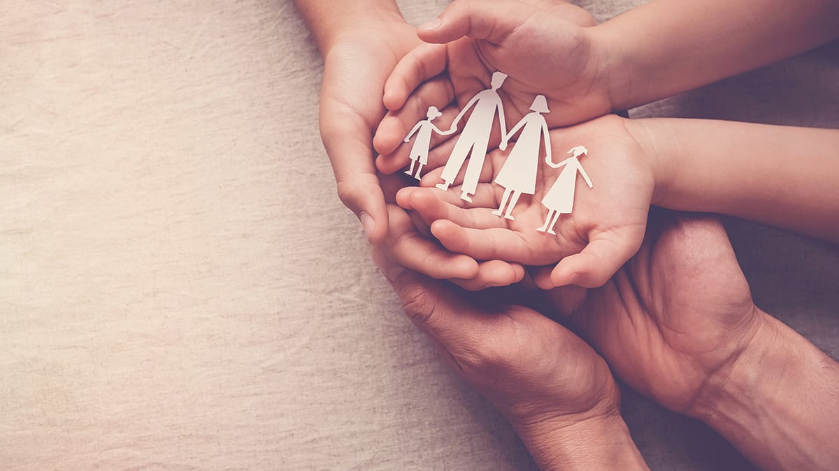 dejar hijo familiar perder patria potestad