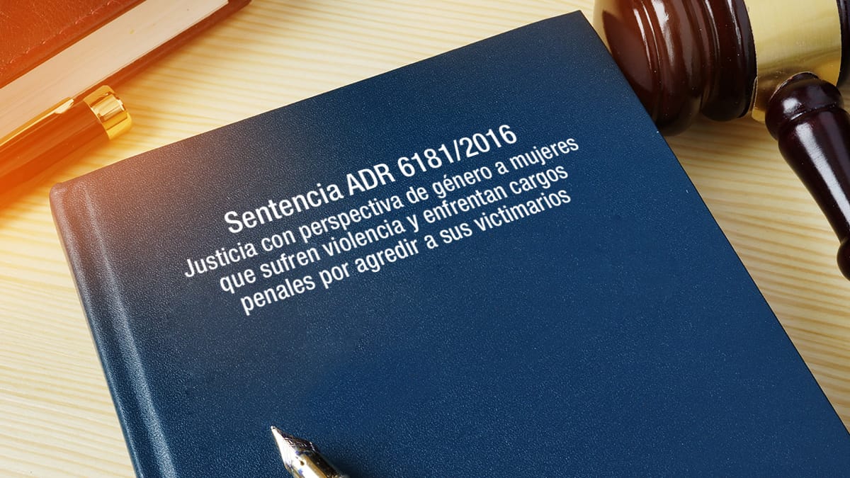 justicia mujeres violentadas cargos penales agresor